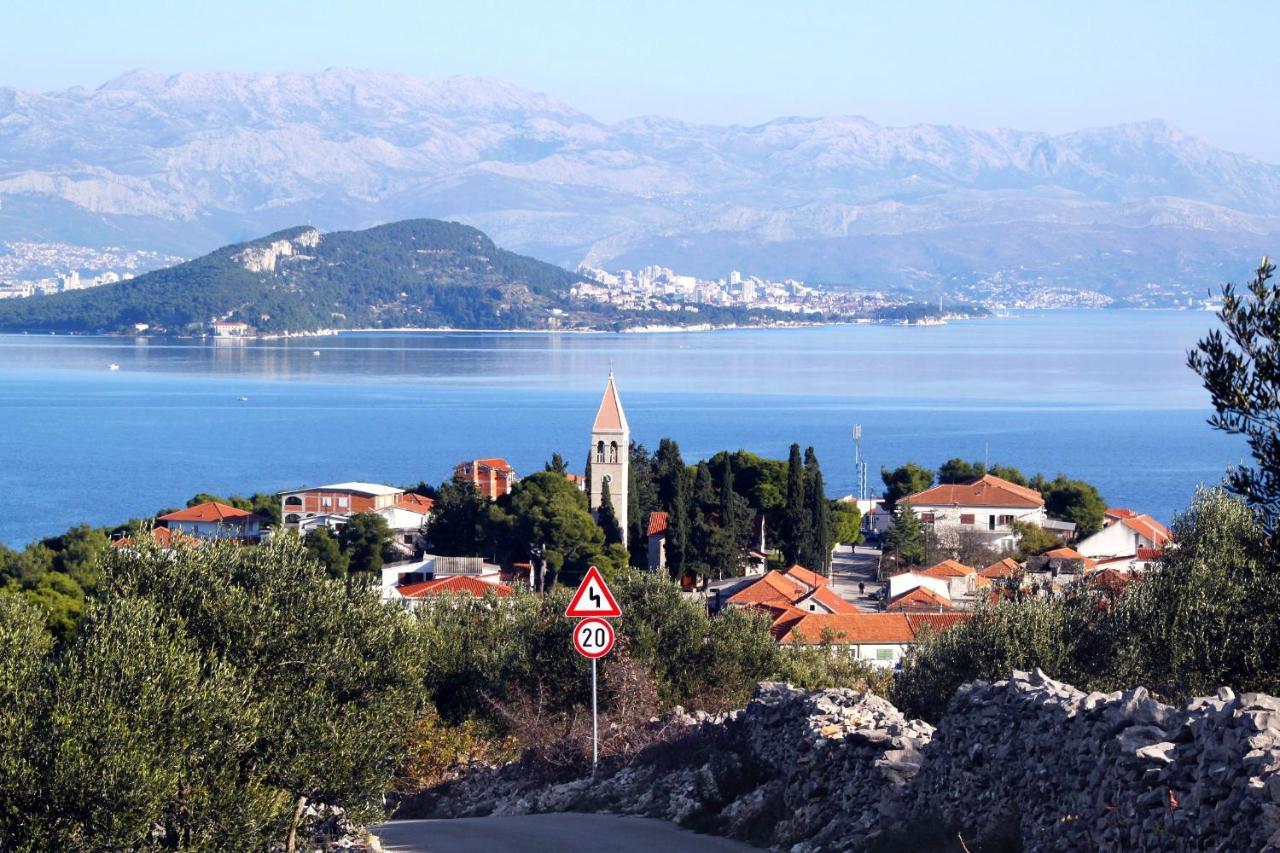 Apartments By The Sea Slatine, Ciovo - 11126 المظهر الخارجي الصورة